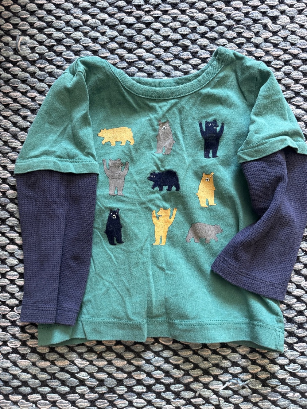 Kids Green & Navy Layered-Look Bear Graphic Long Sleeve Shirt